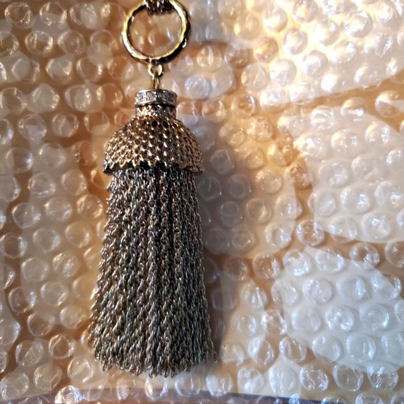 Tassel necklace gold chain 30" + 3" extender. New Celebrating Home Penelope Ann - Picture 5 of 10